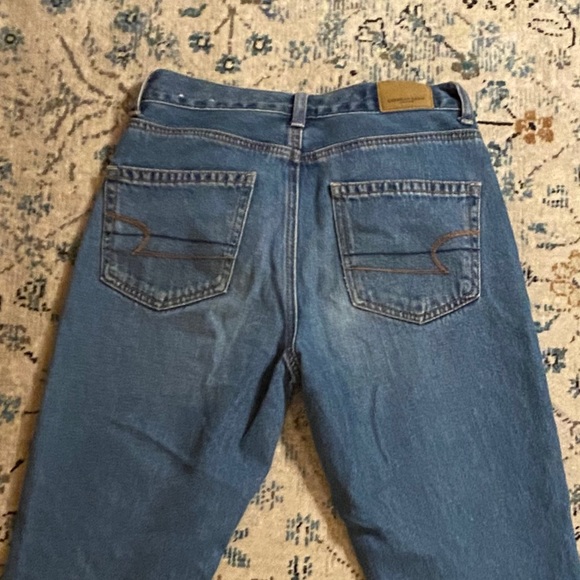 JEANS 3 FOR $50 American Eagle mom jeans - Picture 7 of 7